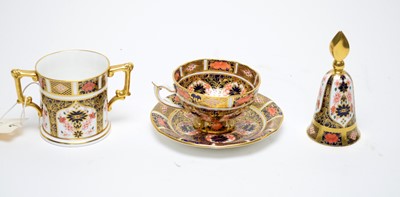 Lot 215 - A Royal Crown Derby ‘Old Imari’ twin handled loving cup and other items