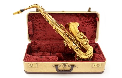Lot 726 - 1960 Selmer VI Alto saxophone and period case