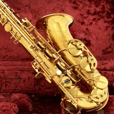 Lot 726 - 1960 Selmer VI Alto saxophone and period case