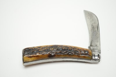 Lot 163 - An early 20th Century folding pruning knife