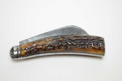 Lot 163 - An early 20th Century folding pruning knife