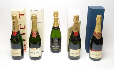 Lot 184 - Five bottles of champagne - various
