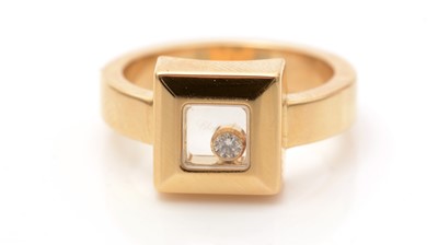 Lot 736 - Chopard Happy Diamonds: a diamond ring