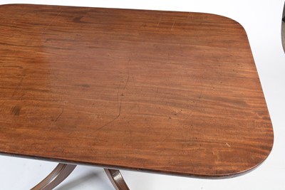 Lot 1367 - A Regency mahogany tilt-action breakfast table