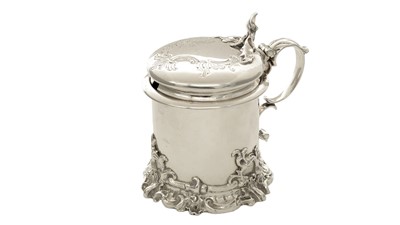 Lot 65 - A Victorian silver mustard pot