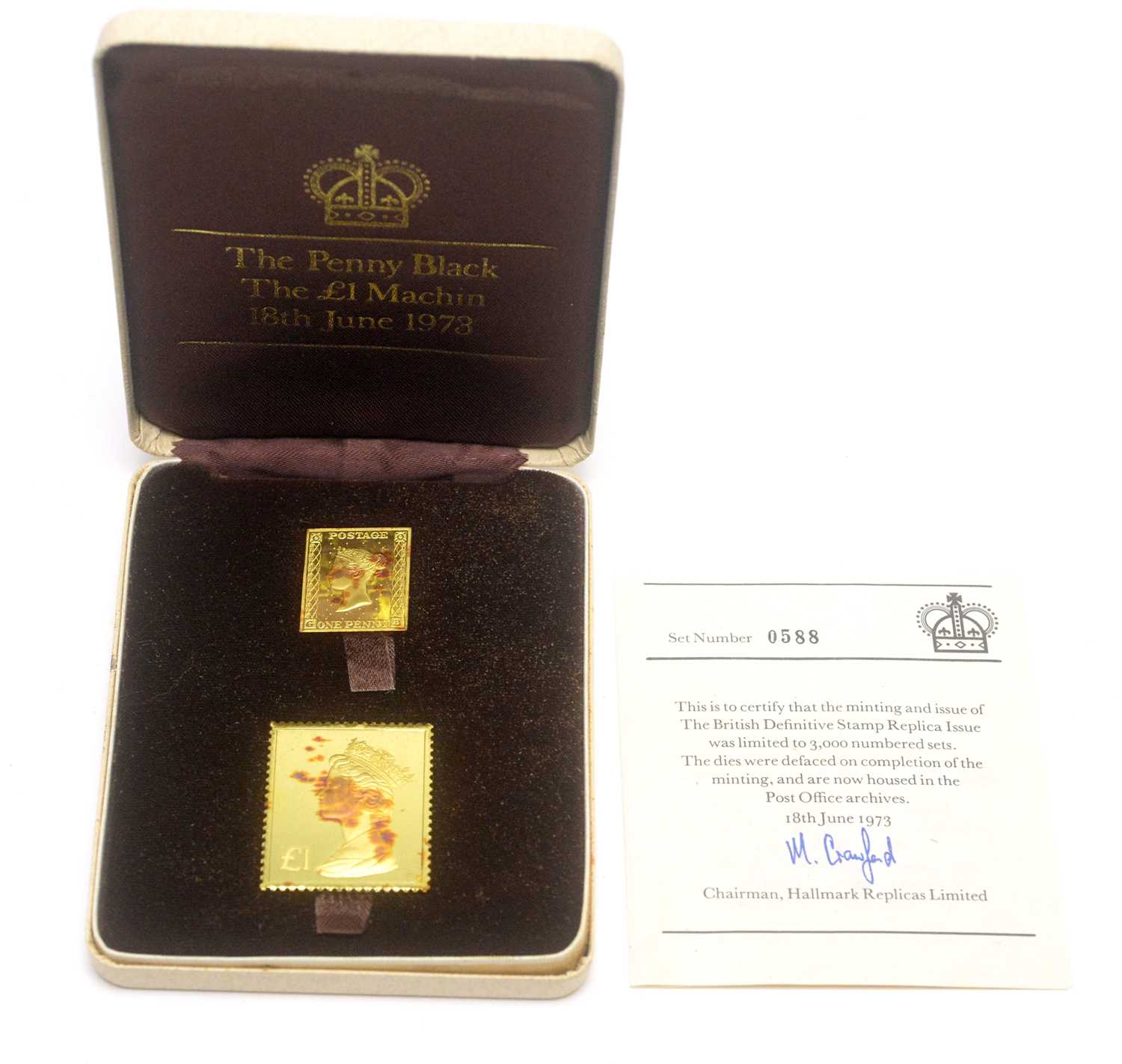 959 - Hallmarks Replica Limited The Penny Black and The £1 Machin stamp replicas,