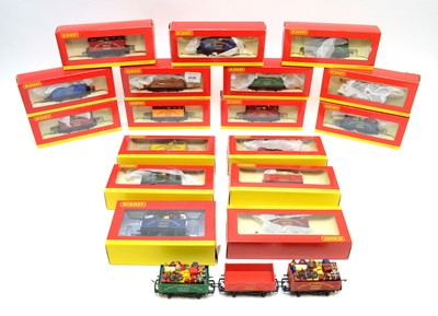 Lot 3 - A full run of Hornby 00-gauge 'Merry Christmas' wagons from 2006-2022.