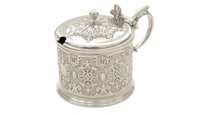 Lot 77 - A Victorian silver mustard pot