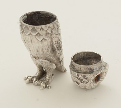 Lot 86 - An Elizabeth II small cast silver mustard pot; together with matching salt/peppers casters