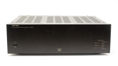 Lot 960 - A Rotel RB-985 power amplifier