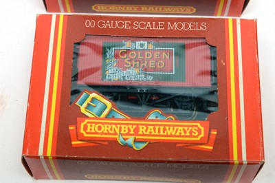 Lot 38 - Hornby 00-gauge rolling stock 'Closed Vans'