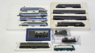 Lot 79 - A collection of assorted 00-gauge locomotives