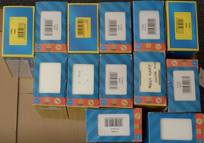 Lot 42 - Hornby 'Thomas & Friends' 00-gauge locomotives