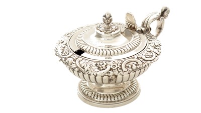 Lot 102 - A late George III silver mustard pot