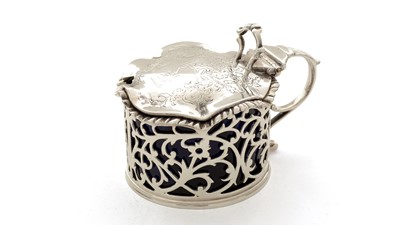 Lot 115 - A William IV pierced silver mustard pot