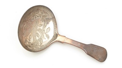 Lot 251 - A George III/IV caddy spoon