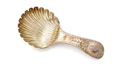 Lot 366 - A George III silver caddy spoon