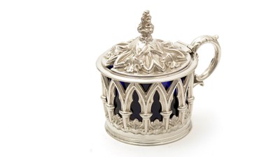 Lot 126 - An early Victorian silver mustard pot