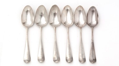 Lot 663 - A set of six George II fancy-back teaspoons