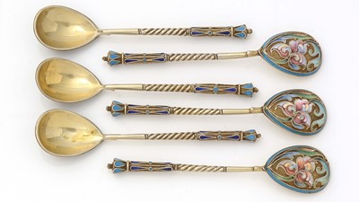 Lot 229 - A set of six late 19th/early 20th century Russian silver-gilt and cloisonné enamelled coffee spoons