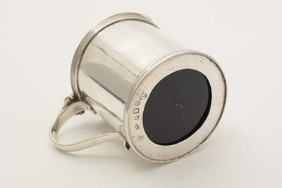 Lot 134 - A George III silver North Country provincial mustard pot