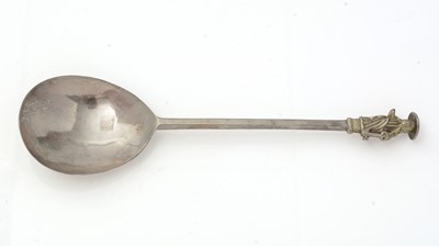 Lot 342 - A James I/Charles I West Country silver apostle spoon