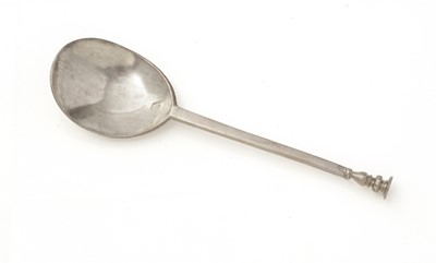 Lot 344 - A Commonwealth silver seal top spoon