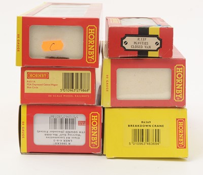 Lot 129 - Hornby railways 00-gauge locomotives and rolling stock