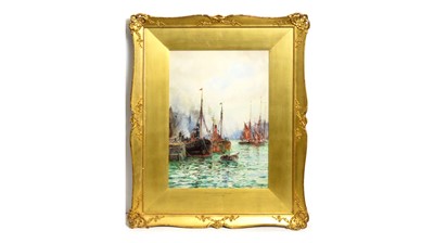 Lot 1070 - Frederick William Scarborough - Unloading Lowestoft Trawlers | watercolour