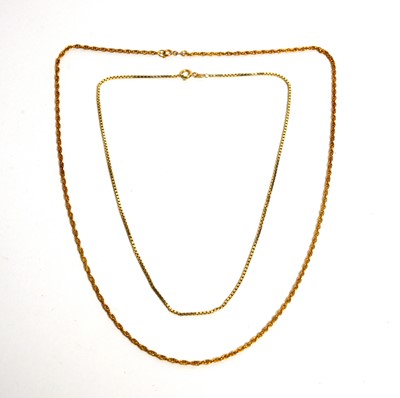 Lot 197 - Two 9ct yellow gold chain necklaces