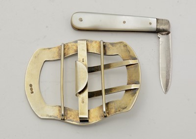 Lot 494 - A Continental silver-gilt penknife and enamelled buckle