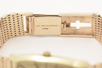 Lot 521 - Omega De Ville: a gilt-steel cased manual wind wristwatch