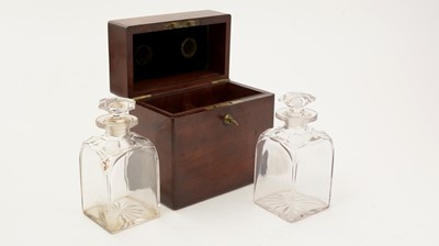 Lot 747 - A 19th Century mahogany decanter case