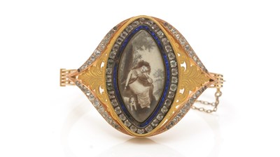 Lot 622 - A late 18th/early 19th Century mourning bangle