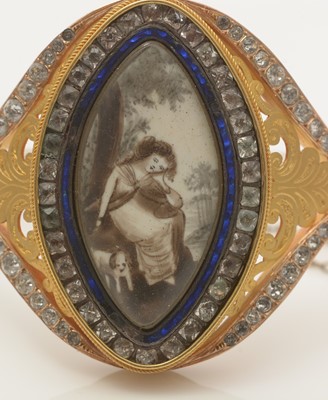 Lot 622 - A late 18th/early 19th Century mourning bangle