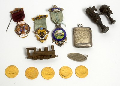 Lot 176 - Masonic medals and other items