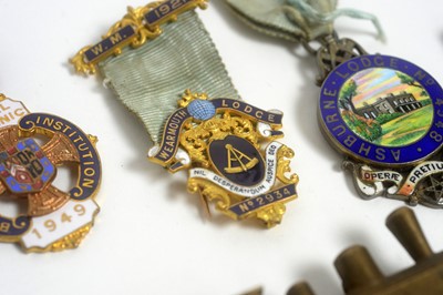 Lot 176 - Masonic medals and other items