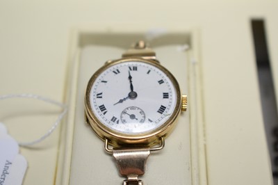 Lot 149 - An 18ct yellow gold cased cocktail watch