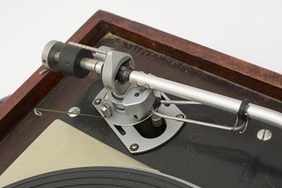 Lot 1009 - A Thorens TD124 turntable and SME tonearm