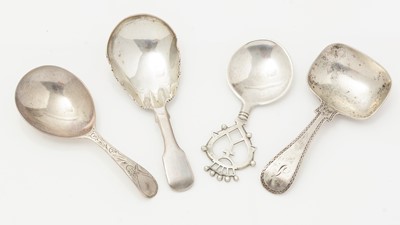 Lot 240 - A George IV Scottish provincial silver caddy spoon