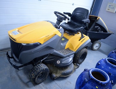 Lot 385 - A Stiga Estate 7122 HWS lawn mower