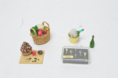 Lot 434 - A collection of vintage dolls house kitchen wares