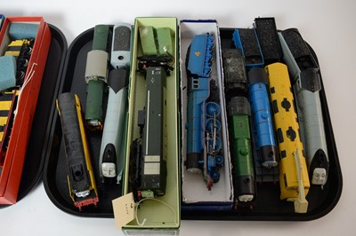 Lot 364 - A collection of 00-Gauge model locomotives and tenders