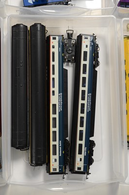 Lot 369 - A collection of model railway 00-Gauge locomotives and rolling stock