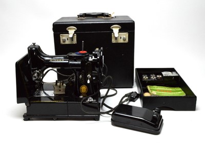 Lot 326 - A Singer 222K electric sewing machine