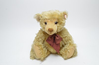 Lot 346 - A Steiff 'Year 2000' Teddy Bear, 'blond 43'