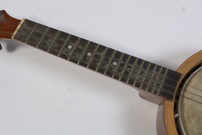 Lot 784 - Keech banjulele banjo