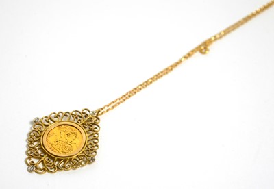 Lot 127 - An Elizabeth II gold half sovereign pendant