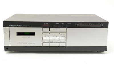 Lot 982 - A Nakamichi LX-5 cassette recorder