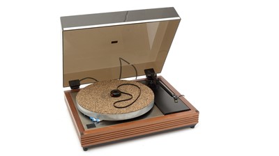 Lot 996 - A Linn Sondek LP12 turntable